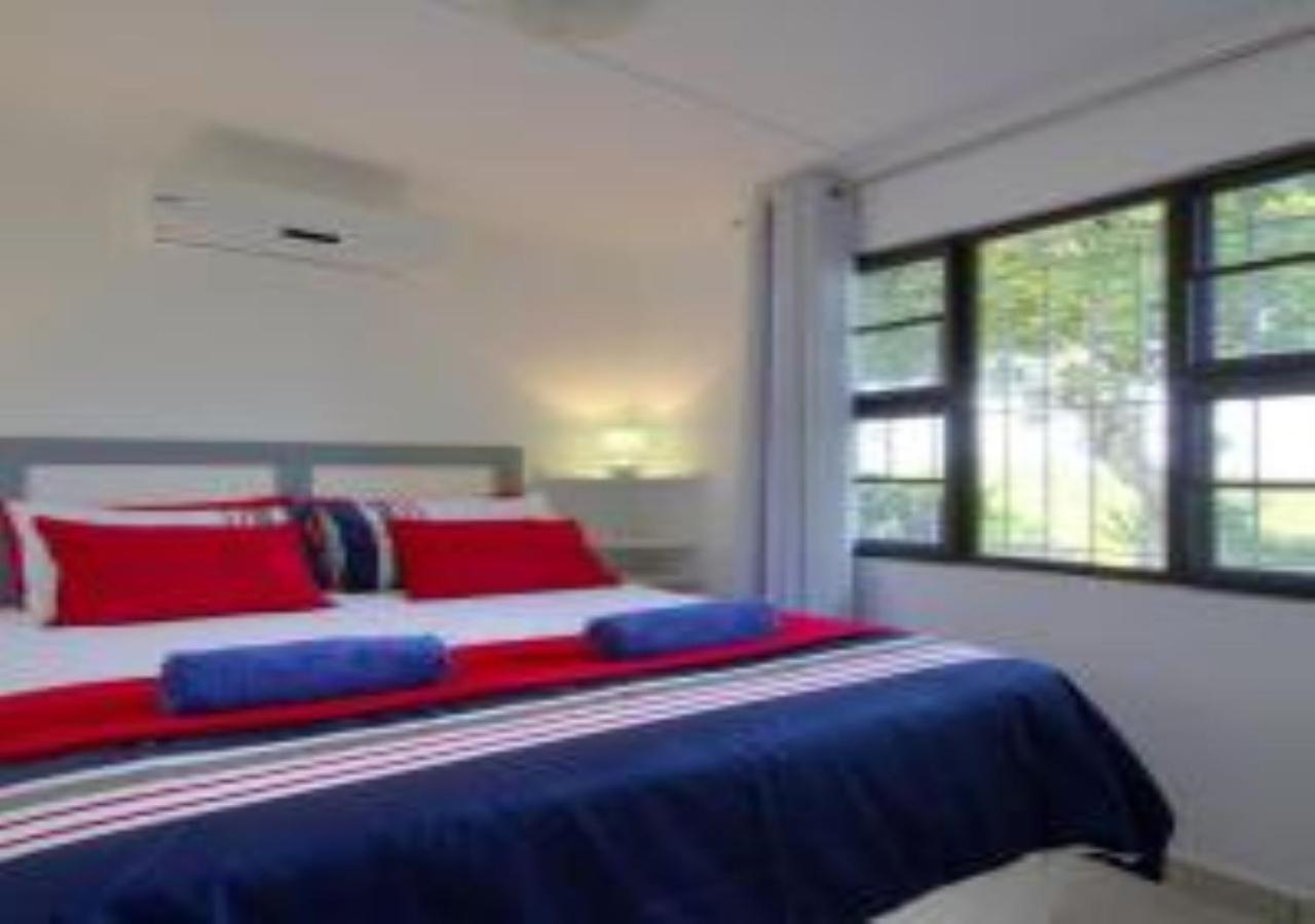 St. Lucia Ocean View Holiday Home מראה חיצוני תמונה
